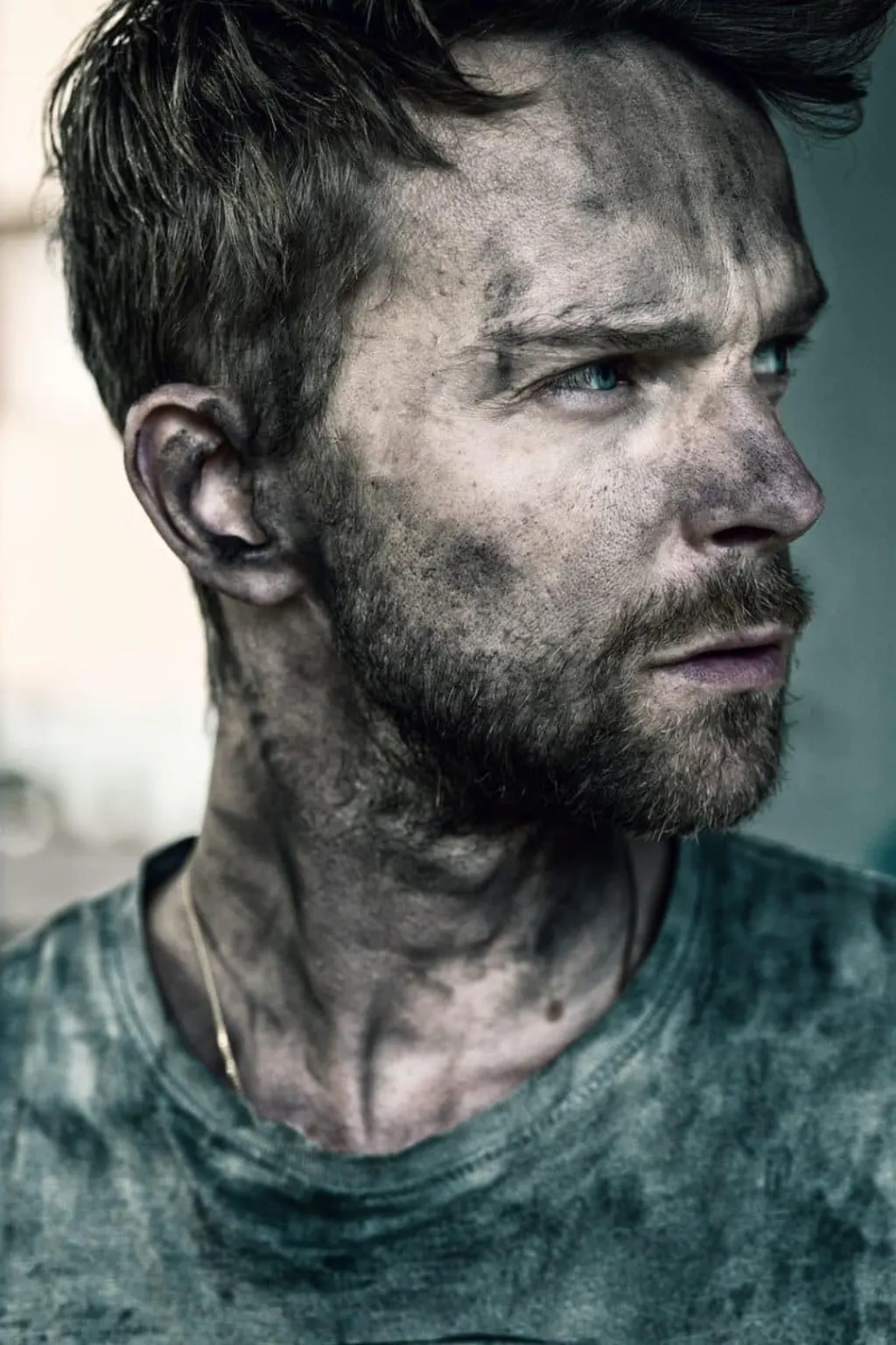 découvrez l'univers captivant de 'hero', où courage et détermination s'entrelacent pour offrir une aventure inoubliable. plongez dans une histoire inspirante qui célèbre le pouvoir des héros du quotidien.
