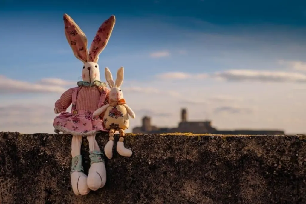 découvrez l'univers fascinant des mascottes ! apprenez comment ces personnages colorés animent les événements, renforcent l'identité des marques et apportent joie et divertissement. plongez dans leur histoire et leur rôle essentiel dans le marketing et la culture populaire.
