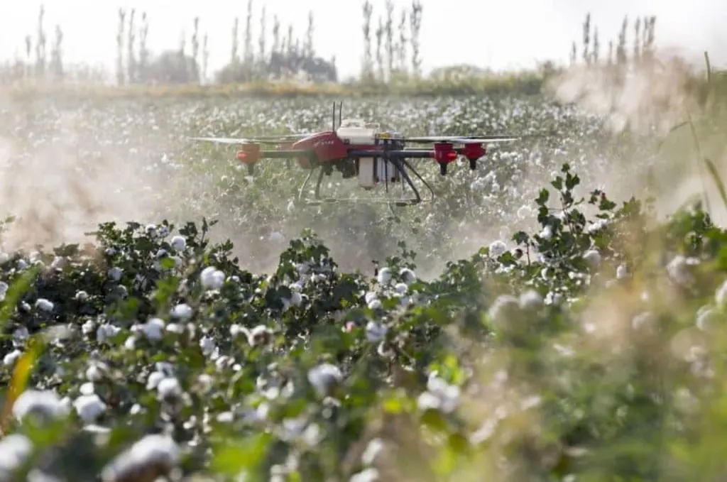 découvrez l'art du pilotage de drones avec notre guide complet. que vous soyez débutant ou expert, maîtrisez les techniques essentielles pour capturer des images aériennes époustouflantes et explorer de nouveaux horizons. plongez dans l'univers fascinant des drones et améliorez vos compétences dès aujourd'hui !